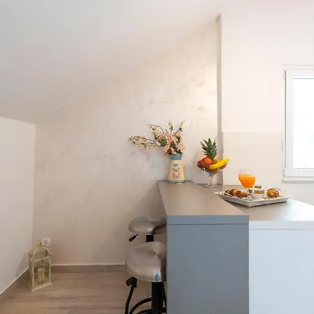 Boro 2 Apartment *