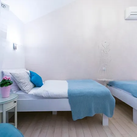 Apartment Boro 2 *