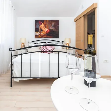 Apartment Boro 2